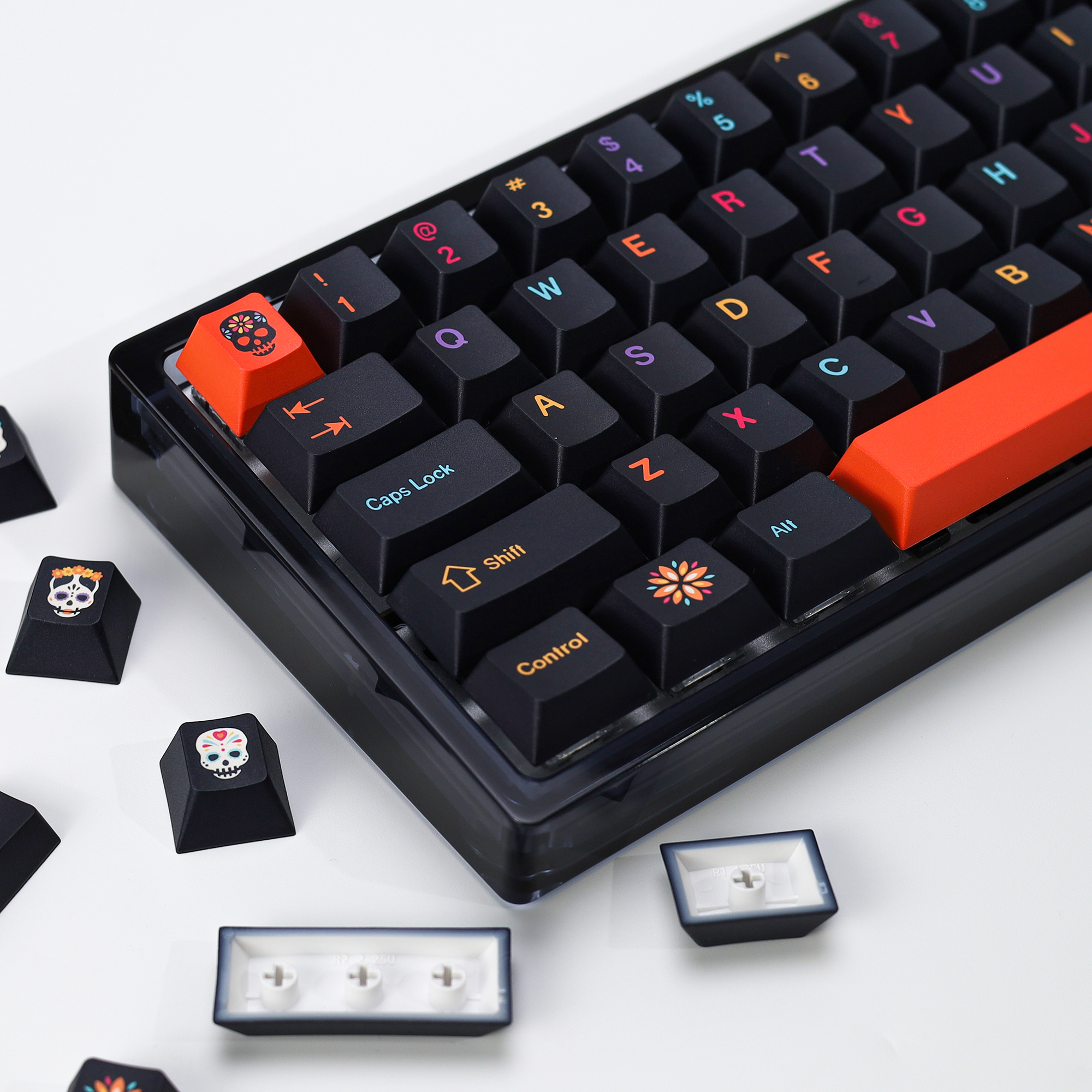 KBDiy GMK Mictlan 143 Keys PBT - Gaming Keyboard No Number Pad recensione e prezzo